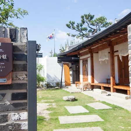 Ohnewwall Guesthouse Jeonju Exteriör bild