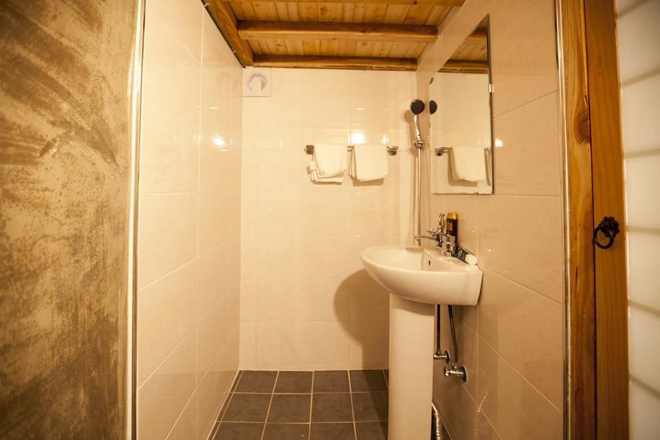 Ohnewwall Guesthouse Jeonju Exteriör bild