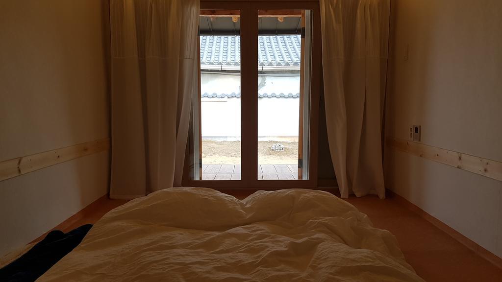 Ohnewwall Guesthouse Jeonju Exteriör bild